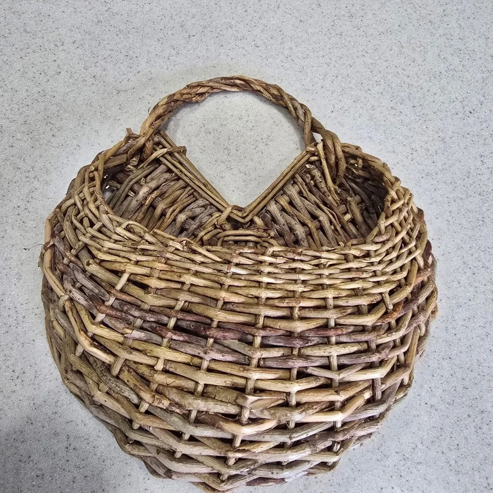 Rustic Woven Grapevine Hanging Wall Basket Boho Farmhouse Twig wall Pocket